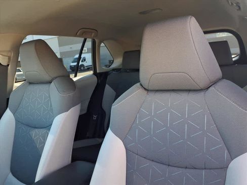 Used 2024 Toyota RAV4 XLE image 25