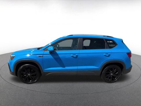 Used 2022 Volkswagen Taos SE AWD/4WD image 9