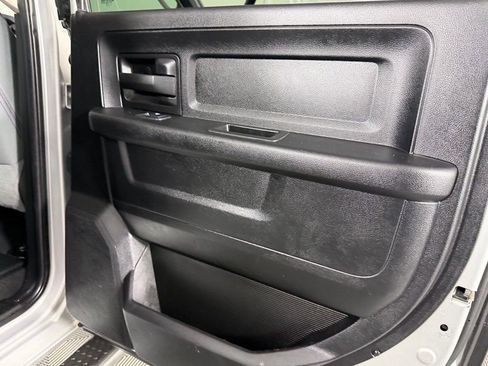 Used 2018 RAM 3500 Tradesman w/ Chrome Appearance Group AWD/4WD image 27
