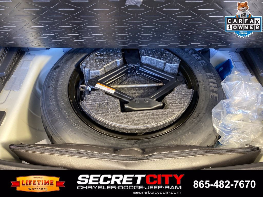 Used 2023 Toyota RAV4 XLE w/ Convenience Package AWD/4WD image 29