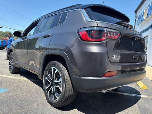 Used 2023 Jeep Compass Limited AWD/4WD image 8
