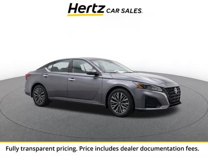 Used 2025 Nissan Altima 2.5 SV