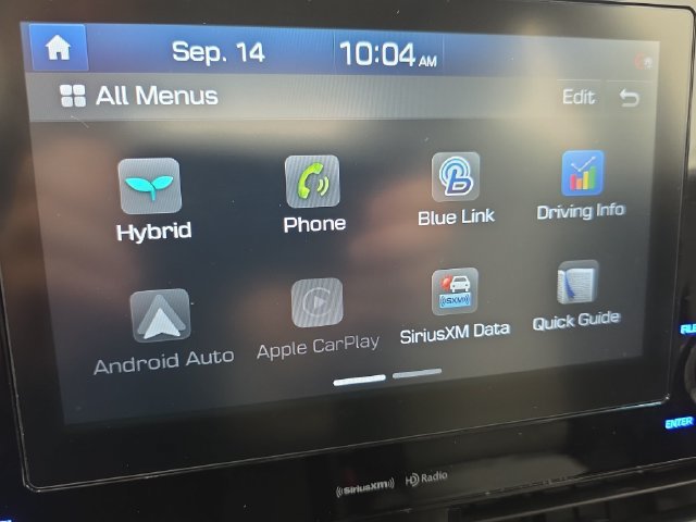 Used 2020 Hyundai Ioniq SE FWD image 21