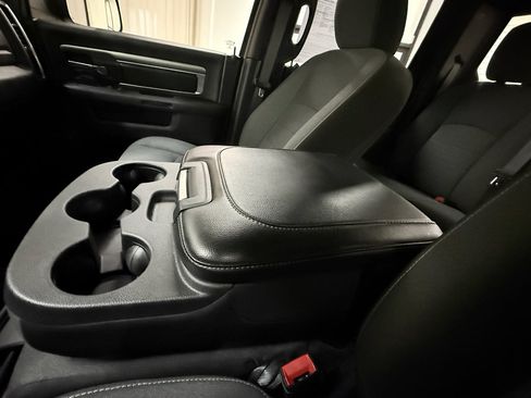 Used 2022 RAM 1500 Classic Warlock AWD/4WD image 38