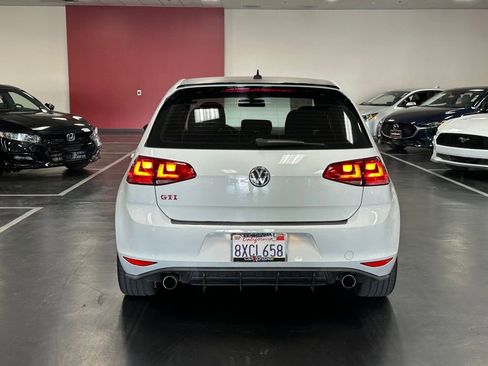 Used 2017 Volkswagen GTI S image 6