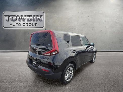 Certified 2021 Kia Soul LX FWD image 5