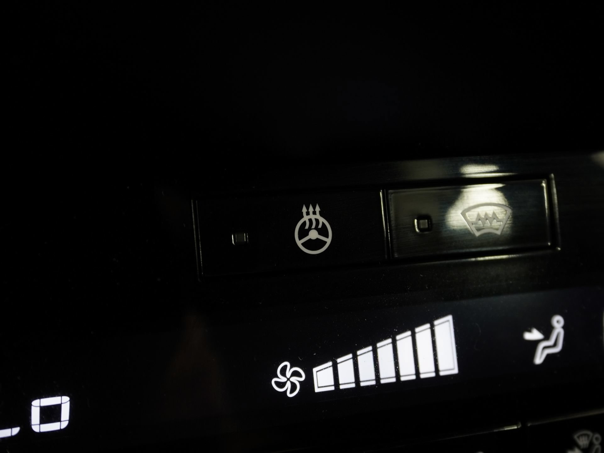 Used 2026 Mitsubishi Outlander LE AWD/4WD image 23