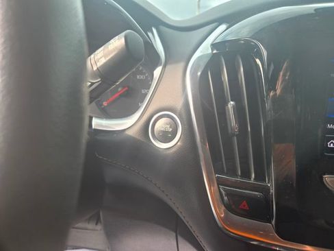 Used 2020 Chevrolet Traverse LS w/ LPO, Black Accent Package FWD image 17