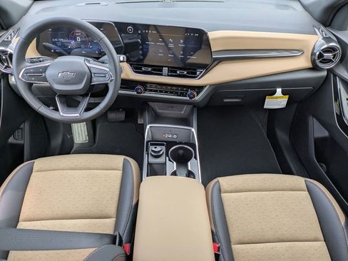 New 2026 Chevrolet Equinox ACTIV w/ Convenience Package III FWD image 17