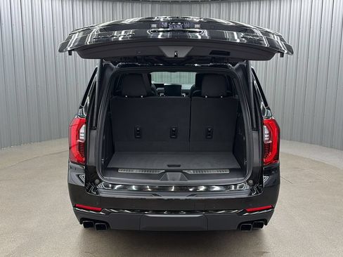 Used 2026 GMC Yukon Denali w/ Denali Reserve Package AWD/4WD image 15