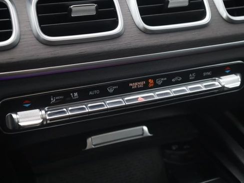 Used 2021 Mercedes-Benz GLE 350 4MATIC image 23