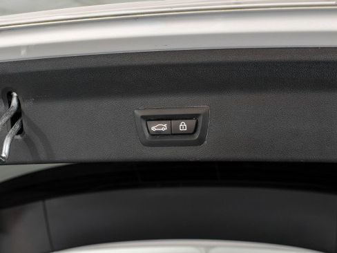 Used 2021 BMW X3 xDrive30e w/ Convenience Package image 44