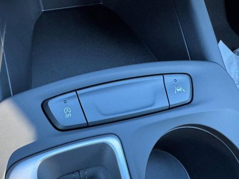 New 2026 Chevrolet Trax LS w/ LS Convenience Package image 15