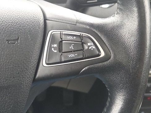 Used 2018 Ford EcoSport SE image 32