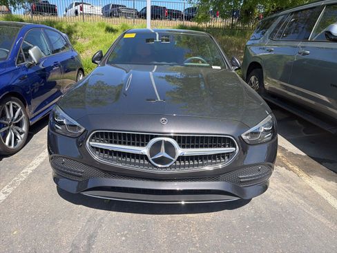 Used 2023 Mercedes-Benz C 300 Sedan image 2