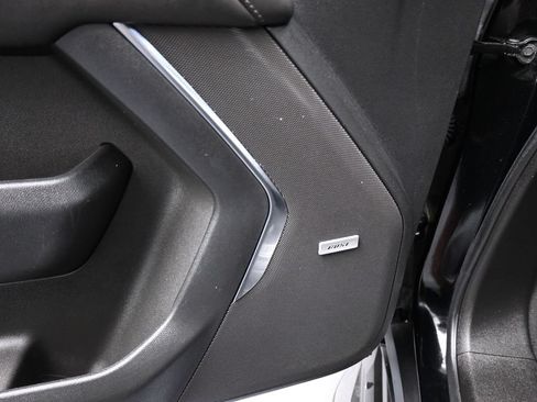 Used 2024 Chevrolet Tahoe LT RWD image 15