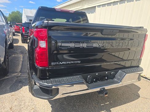 Used 2021 Chevrolet Silverado 1500 LT w/ Bed Protection Package RWD image 4