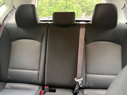 Used 2025 Kia Soul LX w/ LX Technology Package FWD image 36