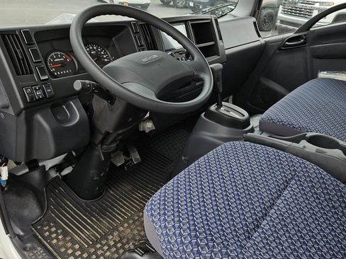 New 2024 Chevrolet Low Cab Forward image 7