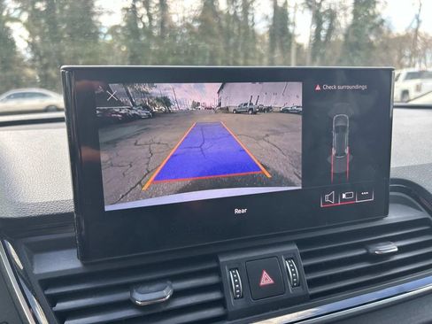 Used 2021 Audi Q5 2.0T Premium w/ Convenience Package image 18