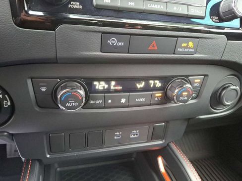 Used 2024 Nissan Frontier PRO-4X w/ Off-Road Protection Package image 15