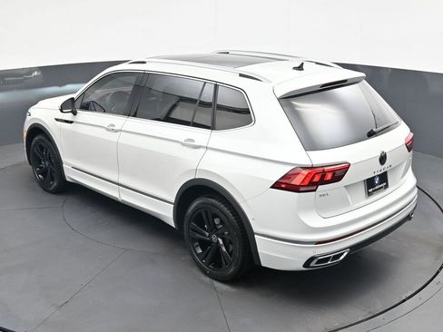 Used 2023 Volkswagen Tiguan SEL R-Line AWD/4WD image 24