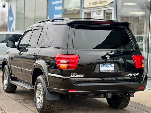 Used 2004 Toyota Sequoia Limited image 3