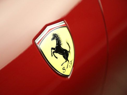 Certified 2024 Ferrari Roma Spider image 33