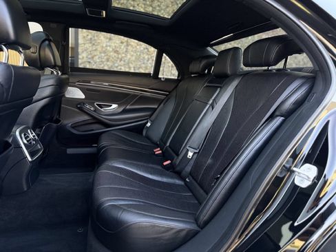 Used 2016 Mercedes-Benz S 550 Sedan image 20