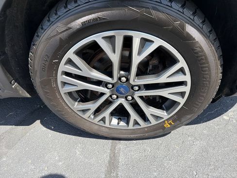 Used 2020 Ford Escape SEL AWD/4WD image 17