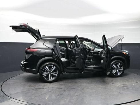 Used 2026 Nissan Rogue SL AWD/4WD image 32