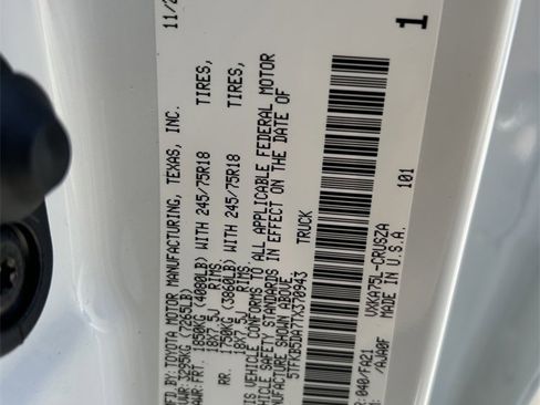 New 2026 Toyota Tundra SR image 10