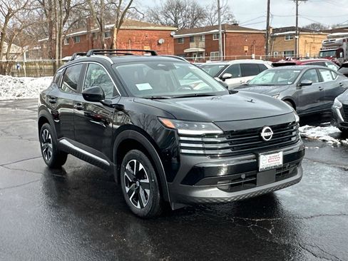 New 2026 Nissan Kicks SV w/ Cold Weather Package image 3