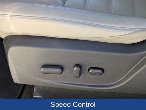 Certified 2017 Ford Escape Titanium w/ Equipment Group 301A image 22