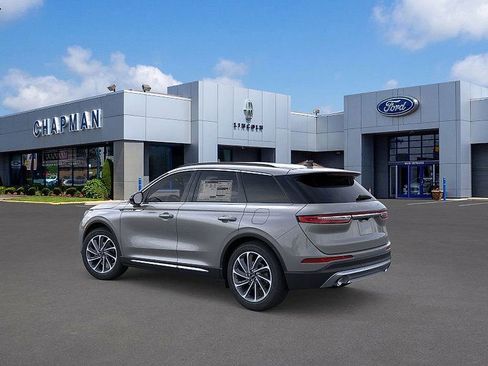 New 2026 Lincoln Corsair Premiere image 4