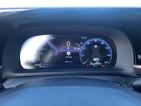 Used 2023 Toyota Crown AWD/4WD image 14