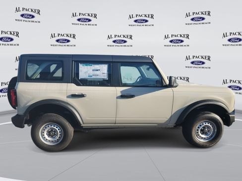 New 2025 Ford Bronco image 6