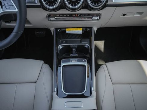 Certified 2026 Mercedes-Benz GLB 250 4MATIC image 19