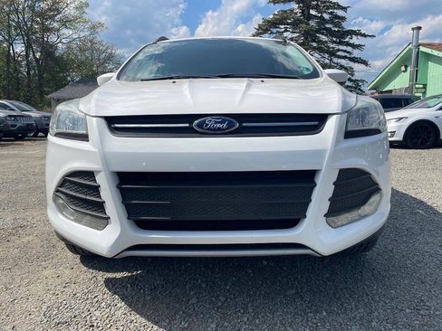 Used 2016 Ford Escape SE w/ SE Leather Comfort Package AWD/4WD image 3