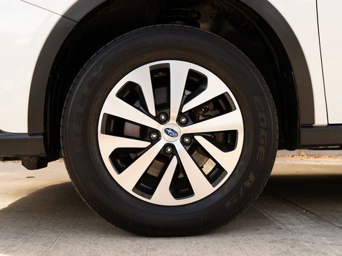 Used 2020 Subaru Outback image 14