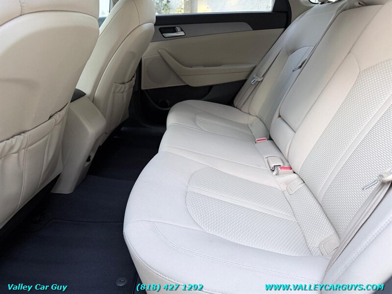 Used 2015 Hyundai Sonata SE FWD image 20