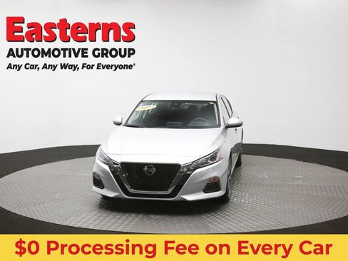 Used 2022 Nissan Altima 2.5 SV FWD image 53