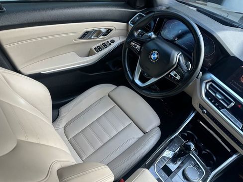 Used 2022 BMW 330i Sedan w/ Premium Package RWD image 22
