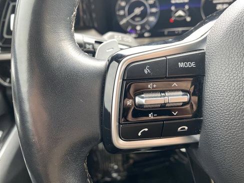 Certified 2022 Kia Sorento SX Prestige image 32