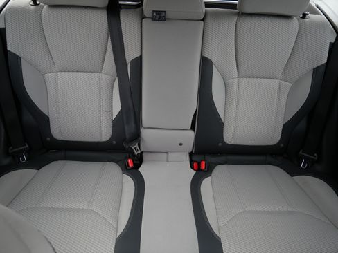 Used 2022 Subaru Forester Premium AWD/4WD image 13