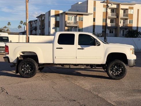 Used 2007 GMC Sierra 2500 SLE w/ SLE2 Preferred Package image 2