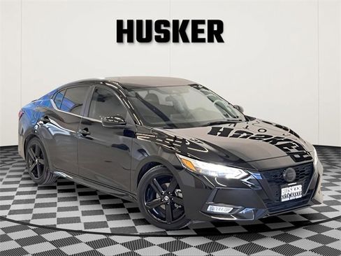 Used 2022 Nissan Sentra SR w/ Midnight Edition image 1