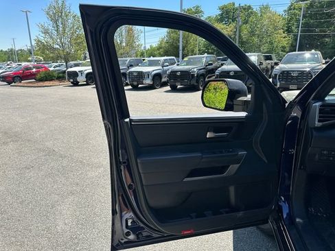 New 2026 Toyota Tundra SR5 AWD/4WD image 18