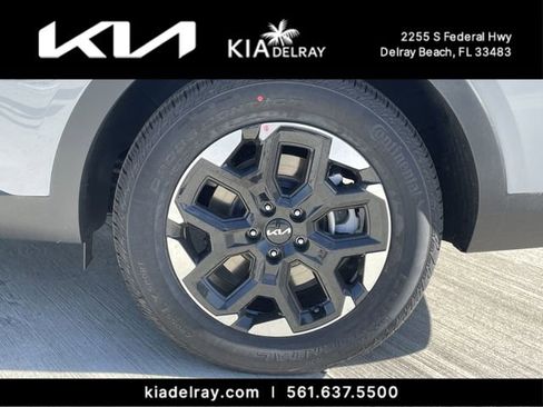 New 2026 Kia Sorento S w/ S Panoramic Sunroof Package FWD image 32