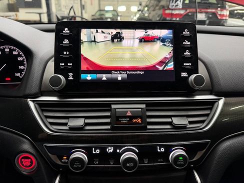 Used 2018 Honda Accord Sport image 28